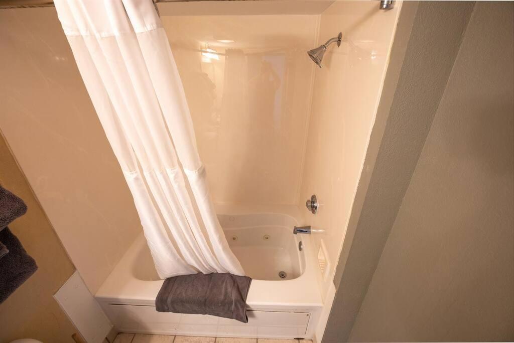 Baywatch Renovated, Unobstructed Oceanfront Views! Villa Myrtle Beach Ngoại thất bức ảnh